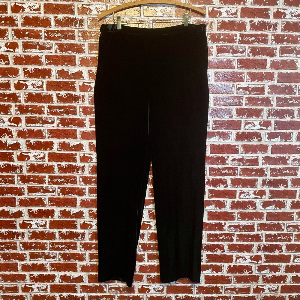 DressBarn Black Velvet Velour Straight Leg  Pants. Holiday Dark Academia.  12
